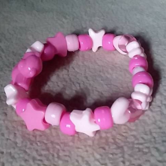 pink bear themed kandi bracelet - Picture 5 of 7